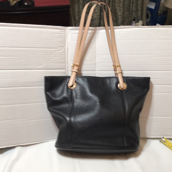 Michael kors leather tote with contrasting color adjustable straps - Picture 3 of 9